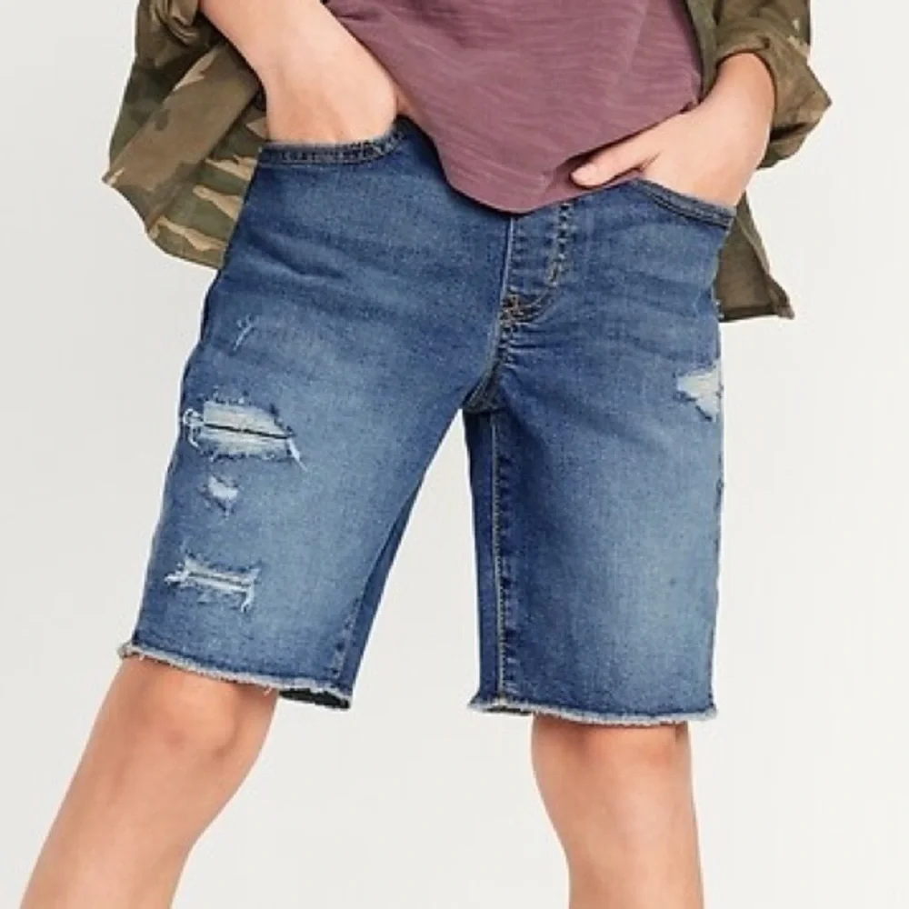 OLD NAVY Karate Built-In Flex Max Ripped Jean Jogger‎ Pull-On Shorts